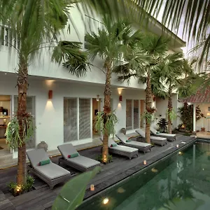 Gasthuis & Vespa 4, Seminyak