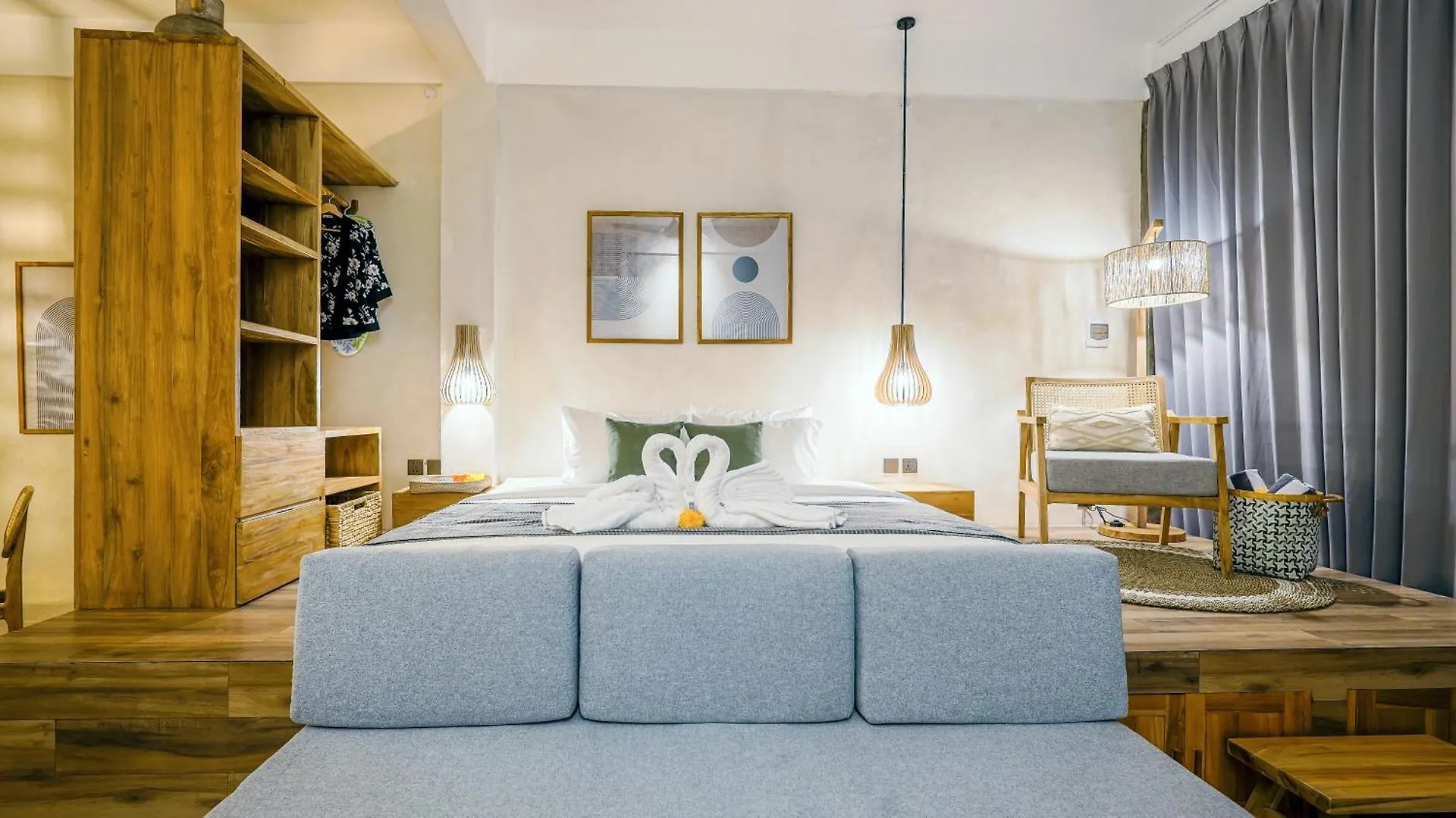 Alaya Homes B - Stylish Japandi Loft Suite In Seminyak Pensión